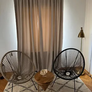 Apartament T&S Apartments With Free Parking