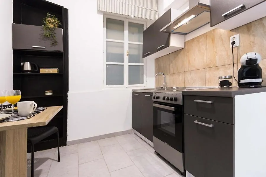 Apartman Mariposa Pula Centar Apartment